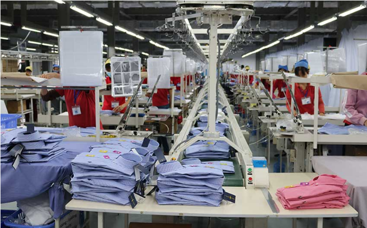 Trends in Shirt Manufacturing: Stay Ahead of the Fashion Curve