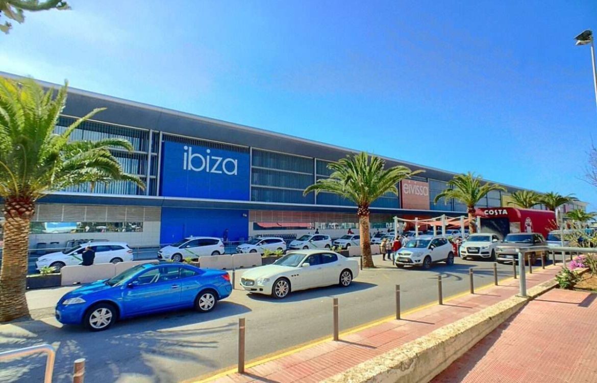 Seamless Travel: Rent a Car for Airport in Ibiza