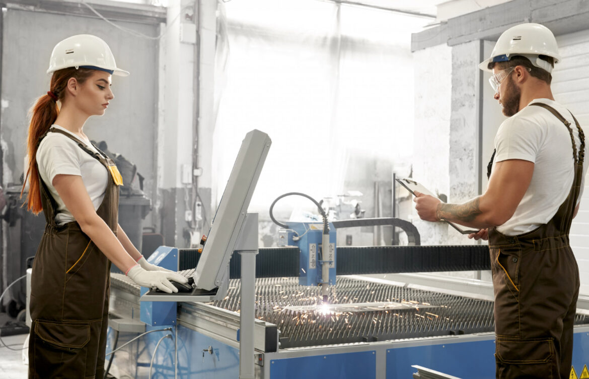 How To Pick The Right Stainless Steel Machinery Manufacturer West Midlands