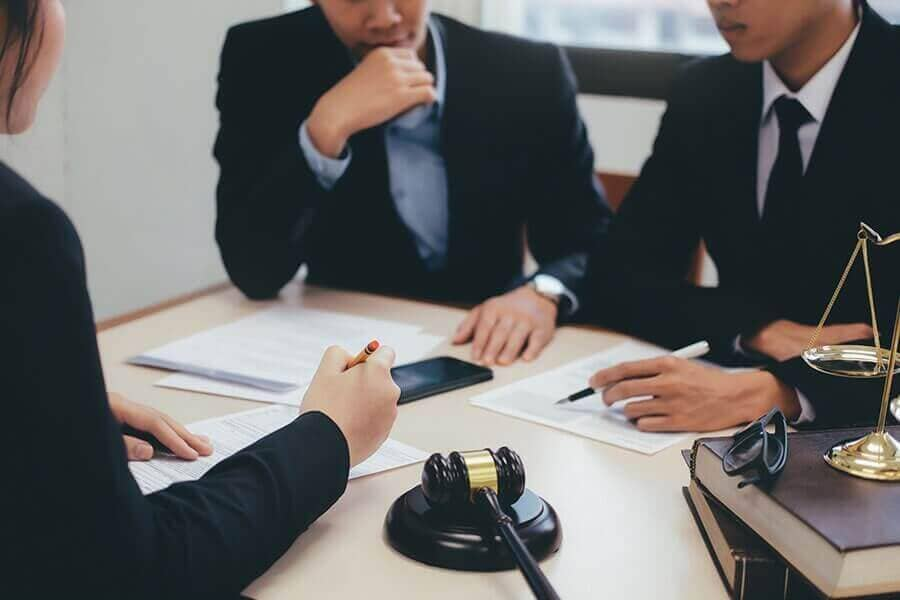 How Criminal Legal Attorneys Protect Client Legal Interests 