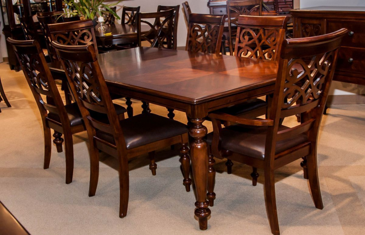 How to Choose the Right Wooden Dining Table for Every Home Style 